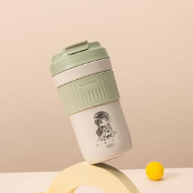 细雨斜风，烟笼寒水。